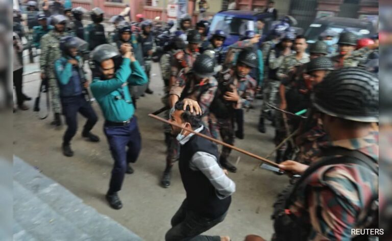 41iqt75_bangladesh-violence_625x300_27_November_24.jpeg