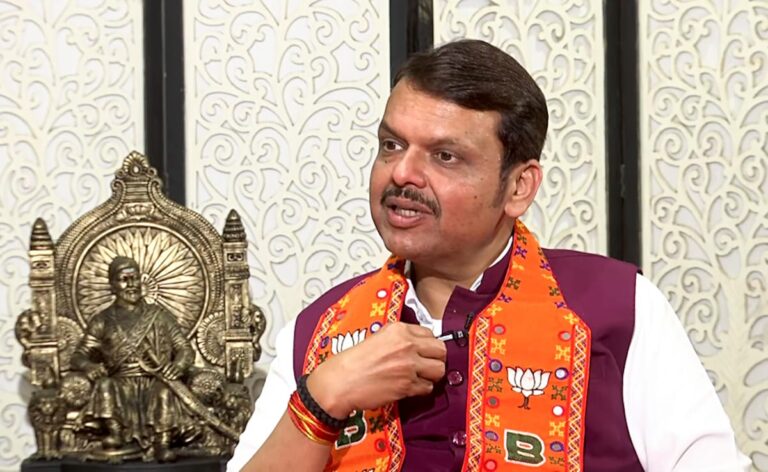 i05011g8_devendra-fadnavis_625x300_23_November_24.jpg