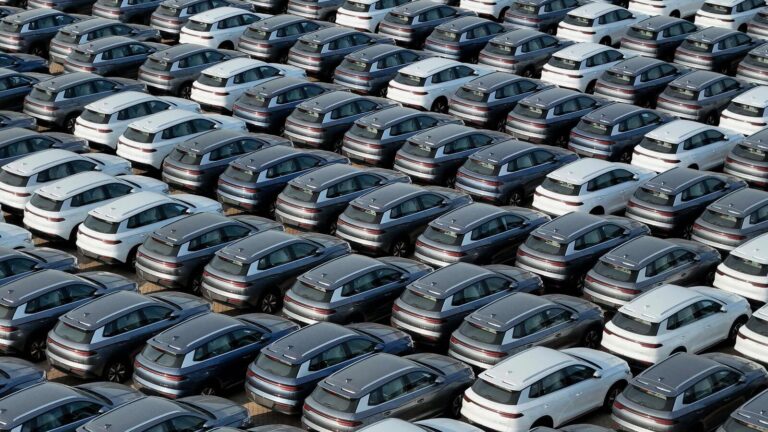 china-auto-tariffs_1733462878324_1733462878605.jpg